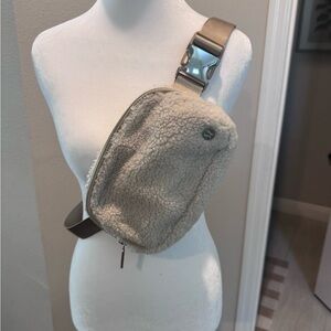 Shearling Everywhere Belt Bag 1L - Cream